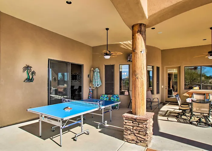Holiday home Home: Pickleball, Heated Pool & Hot Tub *
