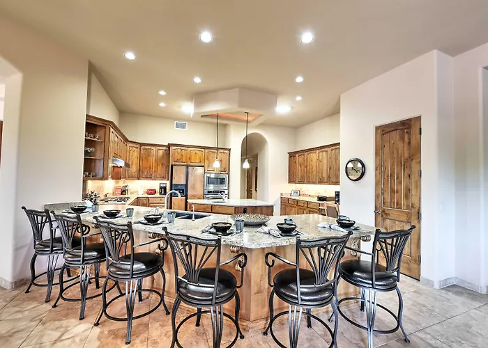 Home: Pickleball, Heated Pool & Hot Tub Holiday home Scottsdale