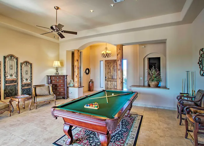 Holiday home Home: Pickleball, Heated Pool & Hot Tub Scottsdale